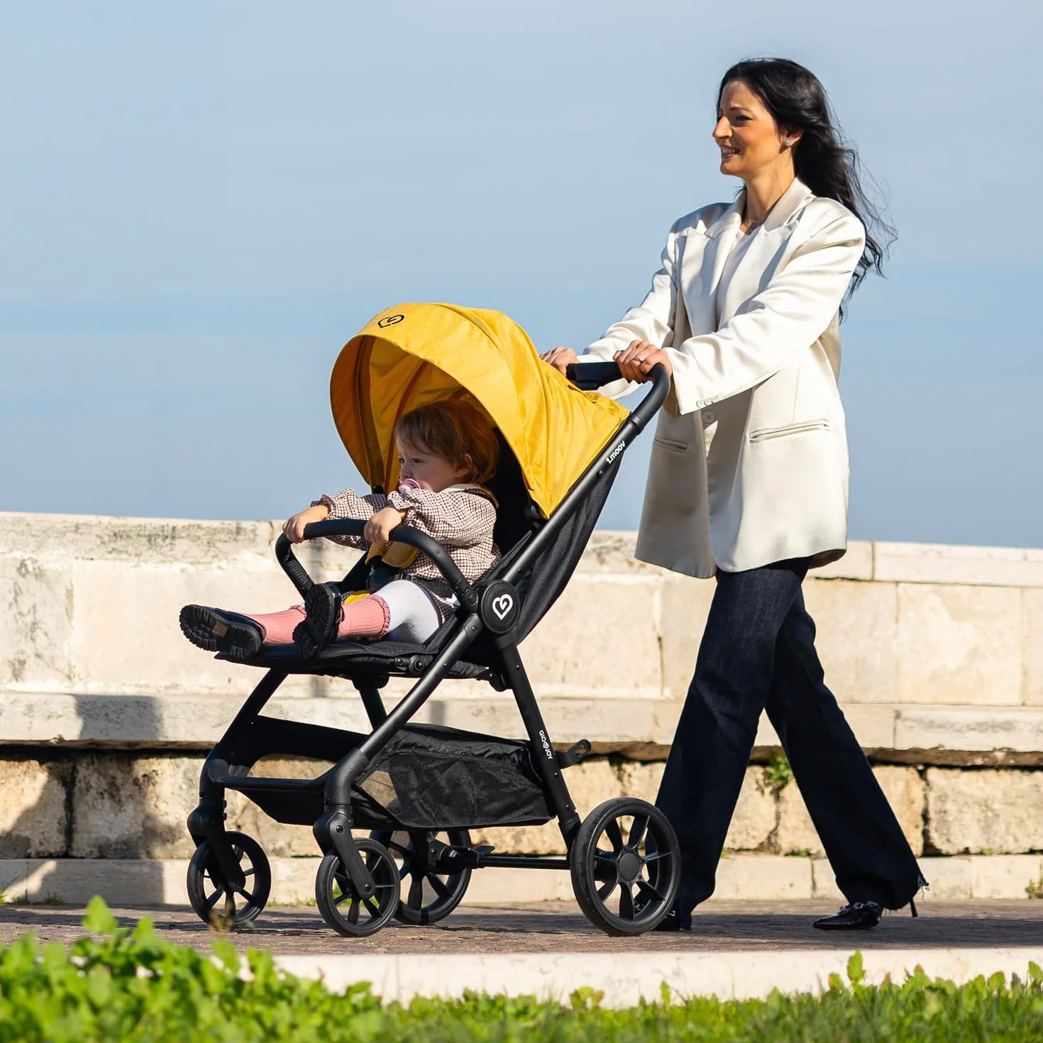 Moov Passeggino Leggero Nero Compatto Ruote Ammortizzate