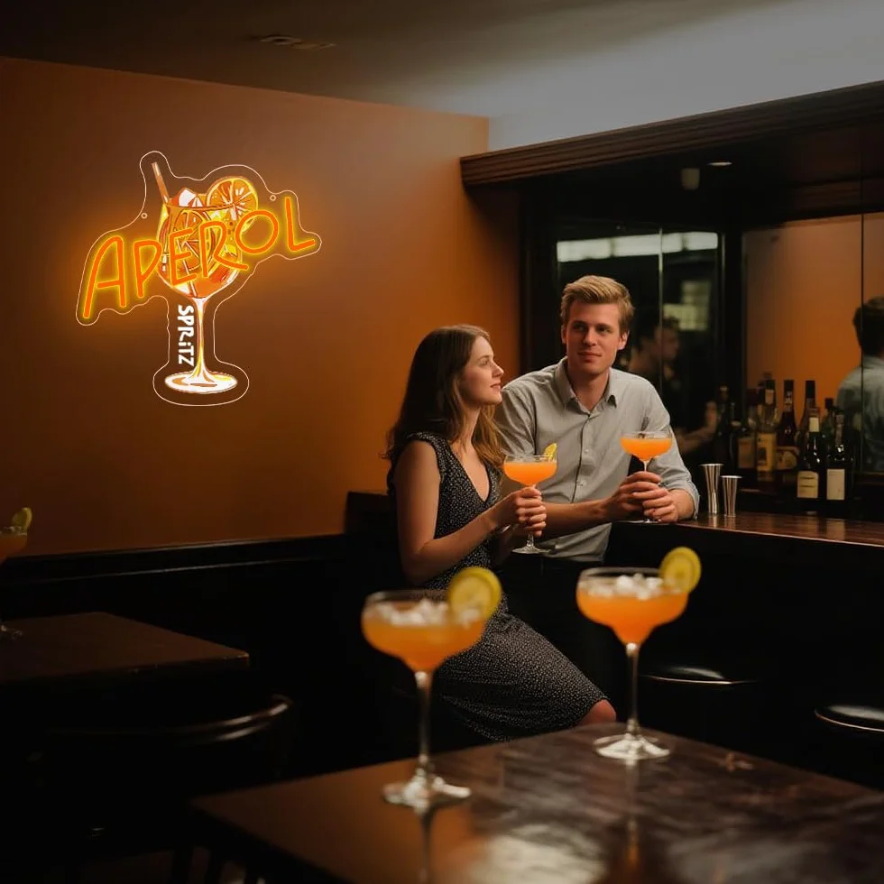 Aperol Spritz - Targa a LED per cocktail, decorazione da parete per casa, bar, camera da letto, club, feste, pub, ristorante, negozio, Holy Aperoli, insegna al neon per uomini e donne alimentato USB