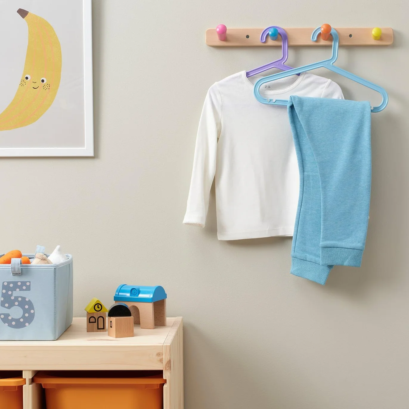 Ikea Bagis Set di 24 Appendiabiti per Bambini Grucce Colori Pastello