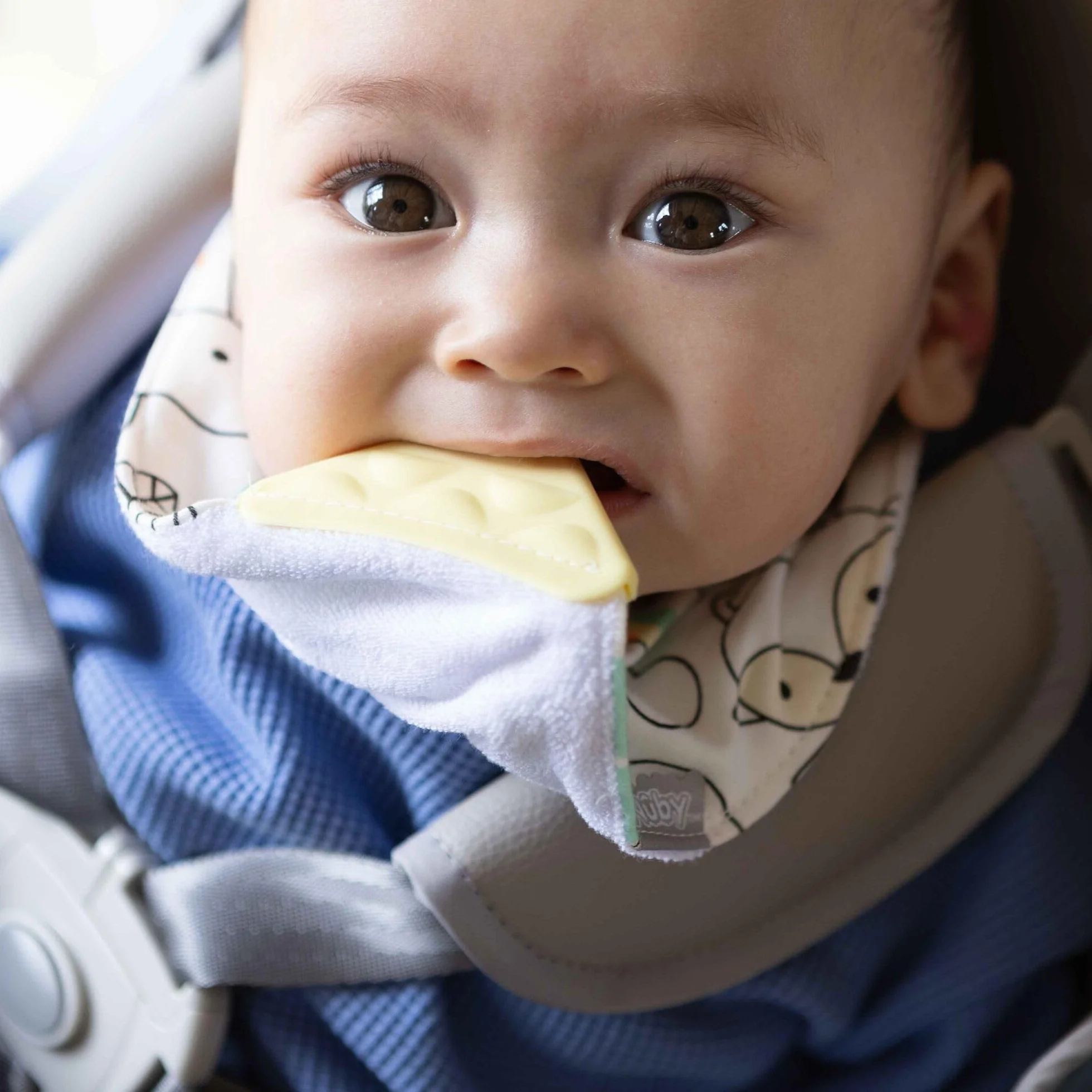 Nuby Bavaglini per dentizione a bandana 3 sztuki