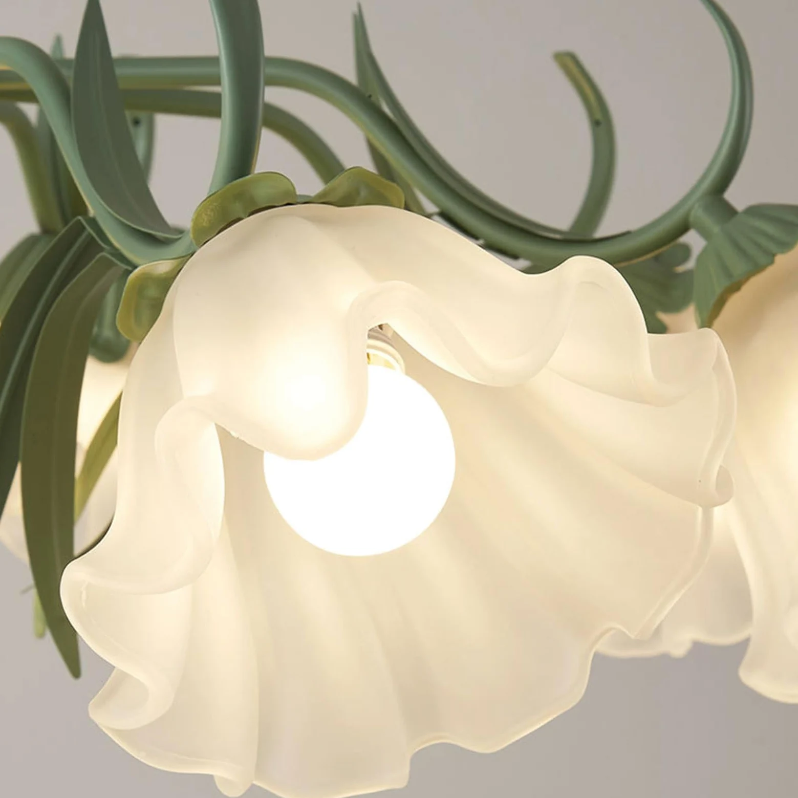 Lampadario Moderno in Stile Europeo, lampadario Floreale Pastorale, Lampada a Sospensione in Vetro a Forma di Fiore Bianco, Lampada a Sospensione in Ferro Rustico, Lampada a sospen