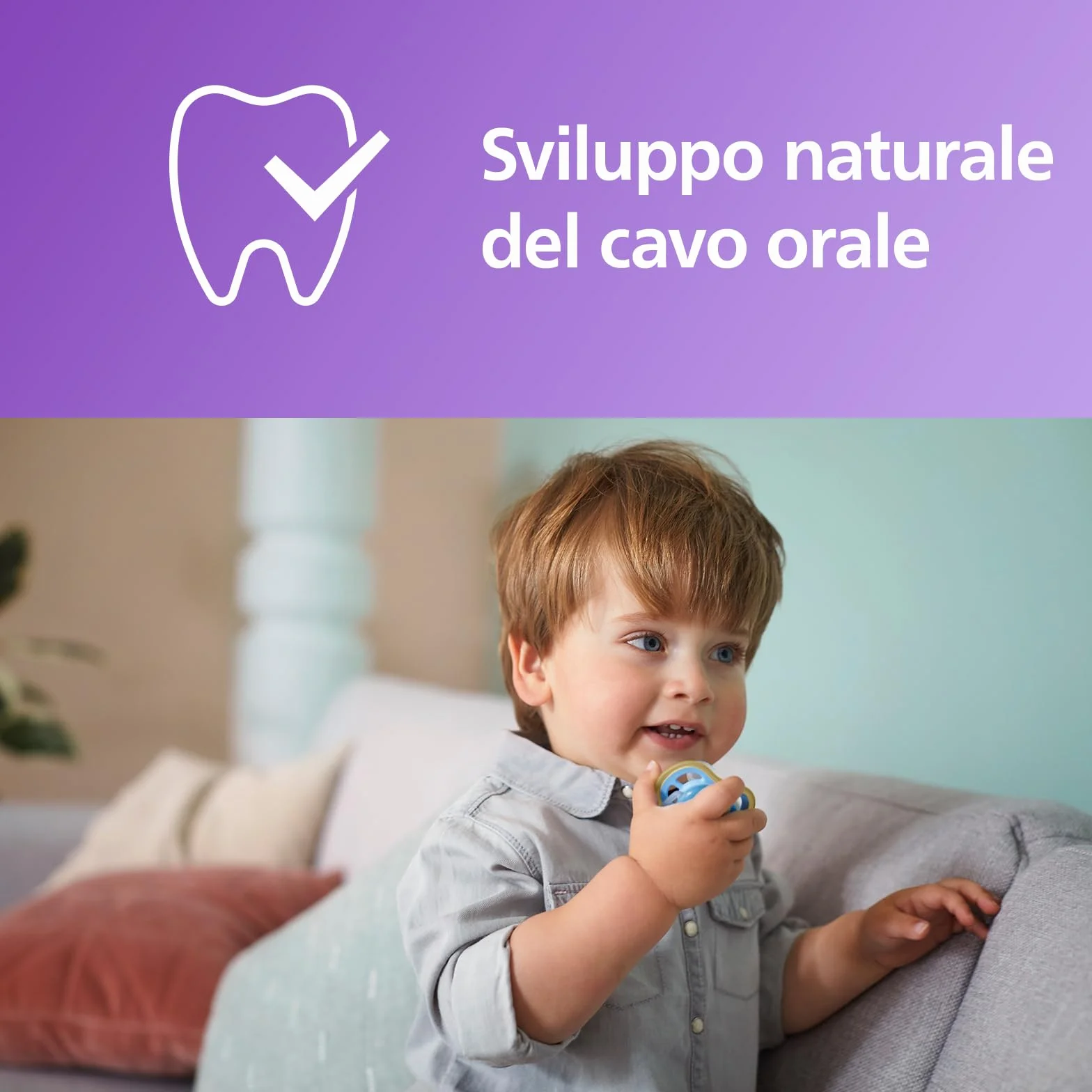 Philips Avent Ultra Air Ciucci Leggeri Traspiranti 18 Mesi Senza BPA Pulsante Fluorescente Confezione da 2 SCF349/24