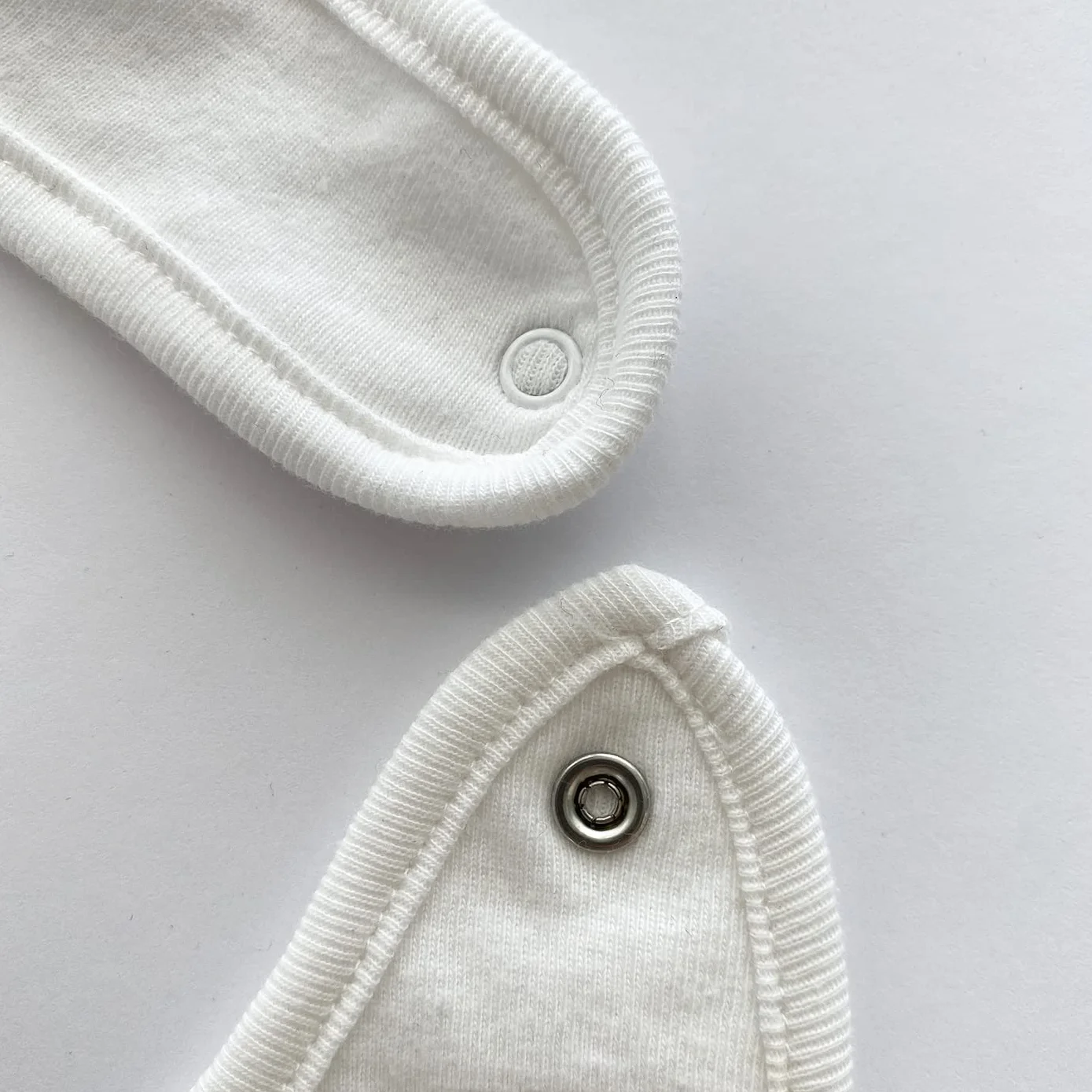 Bavaglino Personalizzato 100% Cotone Organico Certificato 34x23 Bianco