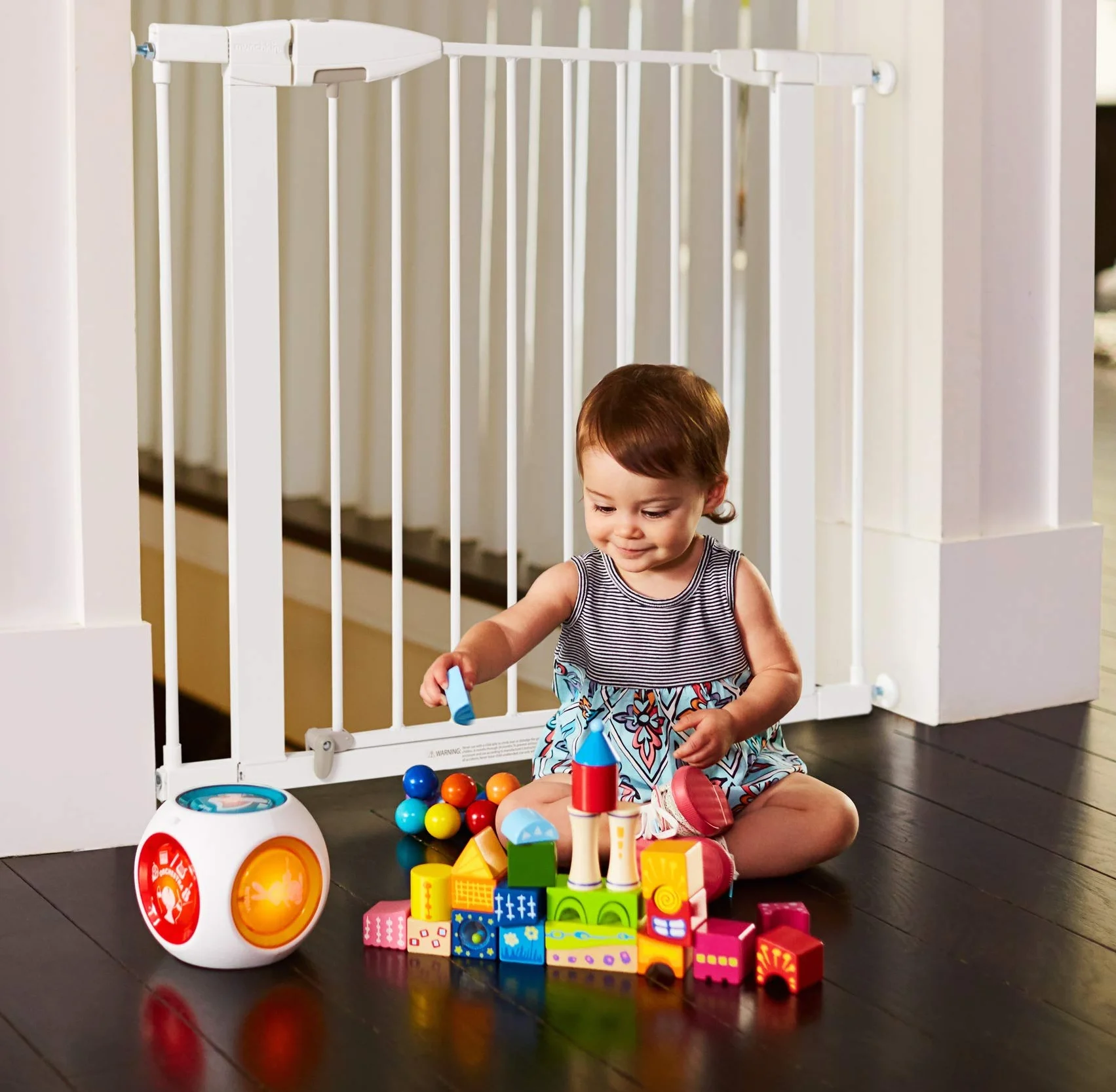 Munchkin Lindam 7 cm Pressure Fit Universal Stair Gate Extension White Compatible Sure Shut Axis Porte Orto Maxi Secure Easy Fit Deluxe Ethos Easy Loc