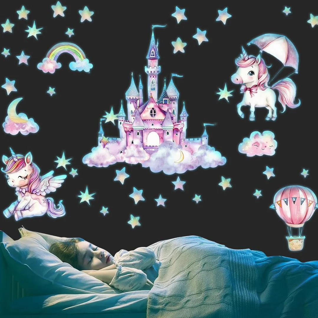 Adesivi da Parete Fluorescenti Unicorno Arcobaleno Luminoso Murali Bambini Farfalle Mongolfiera Stella Decorazione Murale