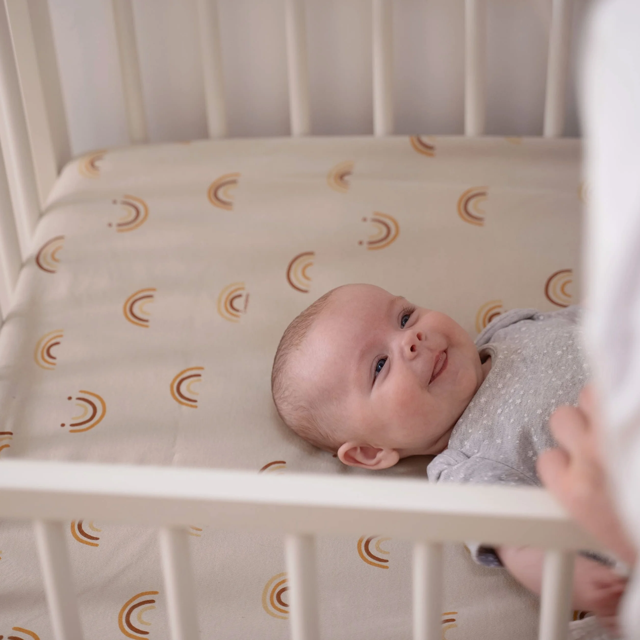 ÜneeQbaby Coprimaterasso Impermeabile Cotone Biologico GOTS Oeko-TEX Classe I 70x140cm Nuvole