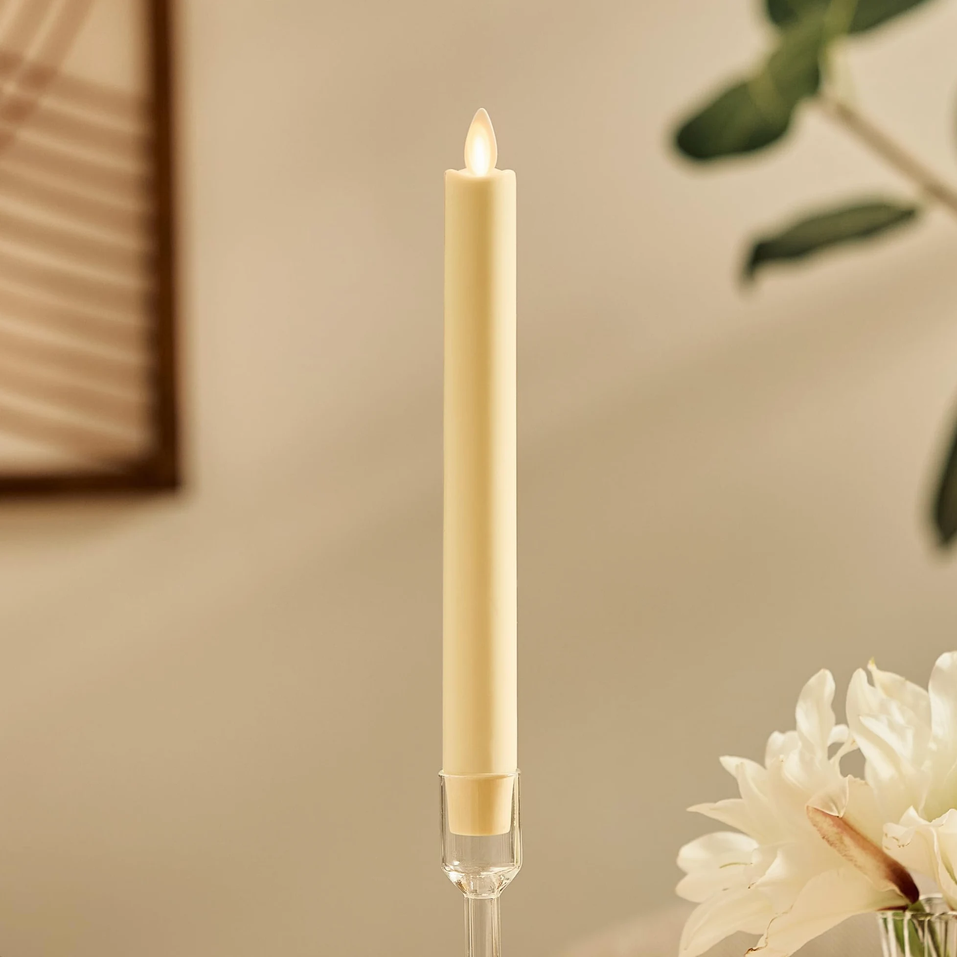 Luminara Candela conica senza fiamma (2,5 x 24,1 cm) in vera cera non profumata con timer (chiffon di limone)