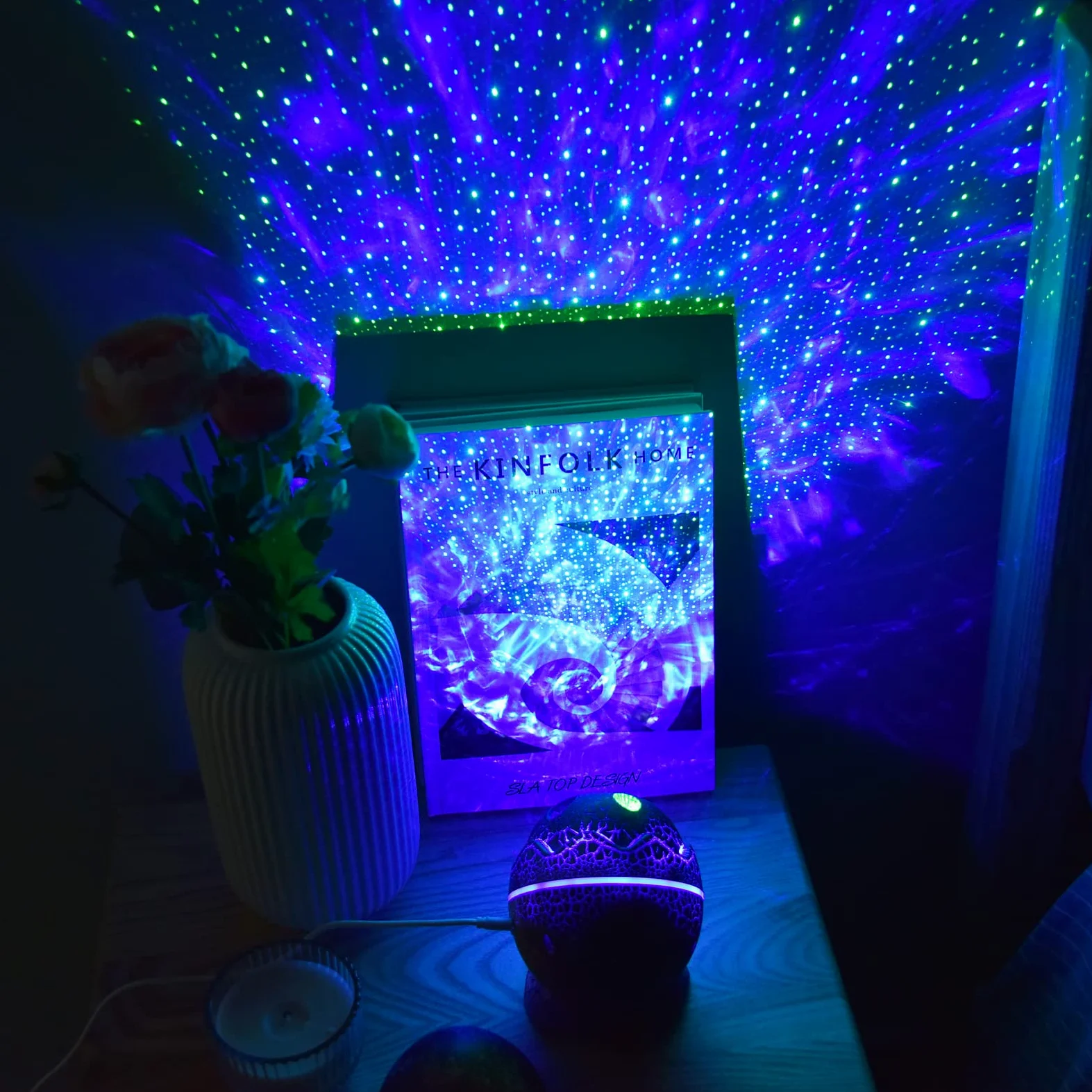 Proiettore a Stella con di Dinosauro Luce Notturna Magica RGB con Musica per Camera da Letto e Soggiorno, Proiettore a Stella Rumore Bianco per Bambini, Materiale ABS+PC