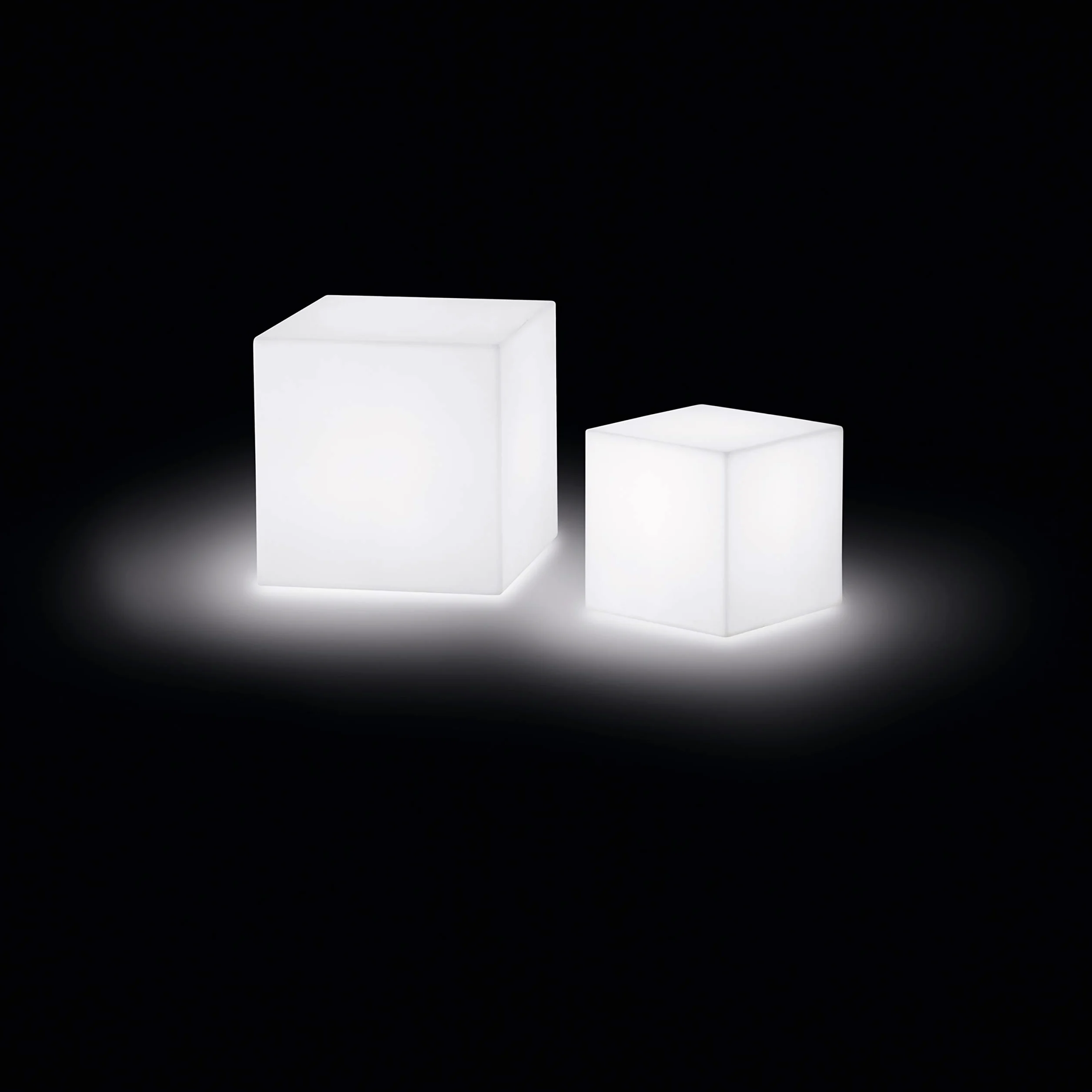 Lampada da terra da esterno BLOCK bianca decorativa IP55 43x43