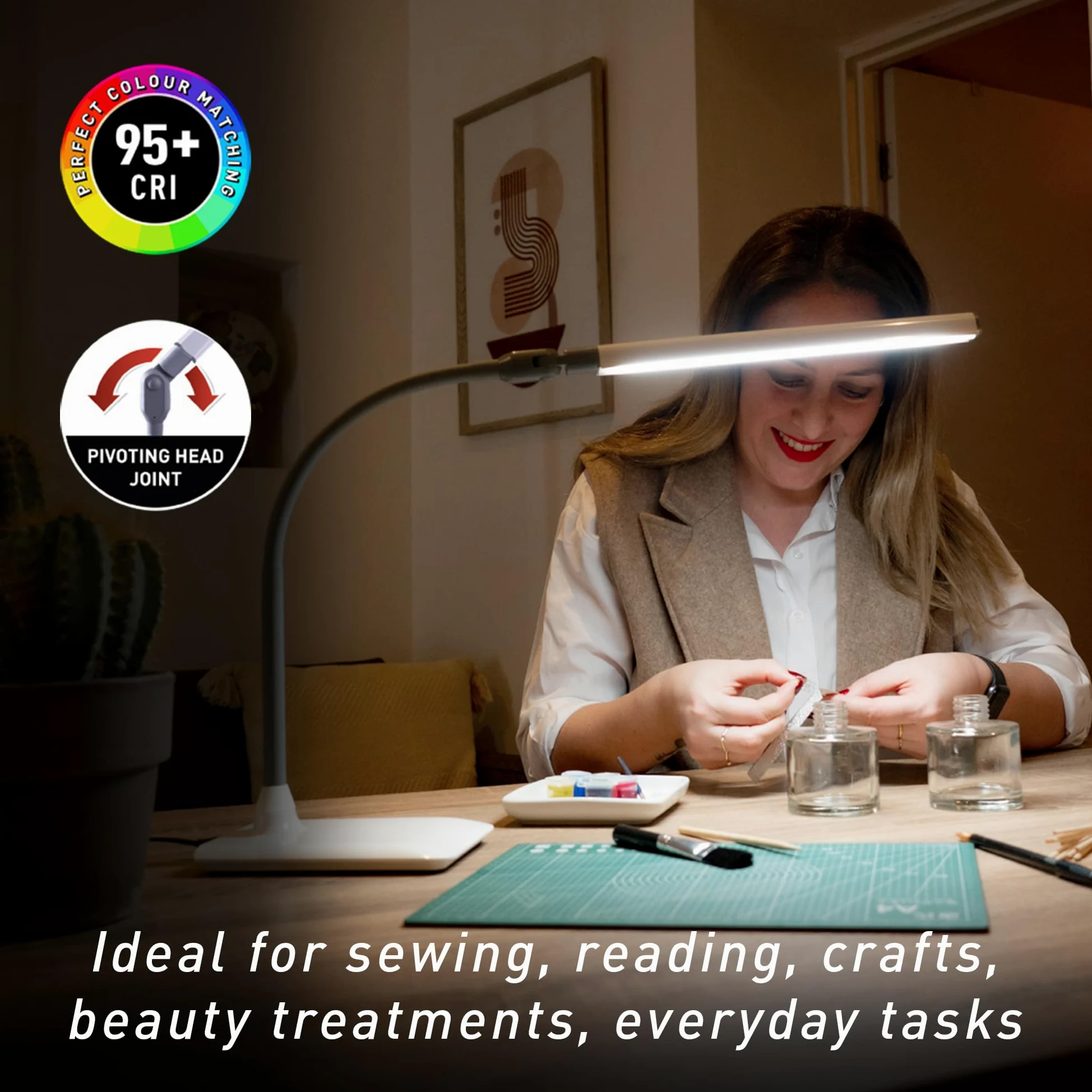 Daylight UnoPro Table - Nuovo, LED 6.000K, 1.150 Lux, 4 Livelli di Luminosità, Paralume Antiabbagliamento, Braccio Flessibile, Testa Pivotante - Ideale per Cucito, Lettura, Artigianato - Bianco
