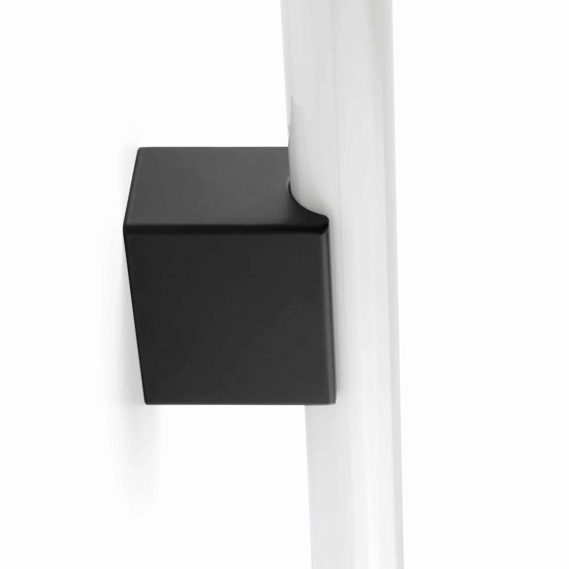Faro Barcelona 63553 - CALMA Lampada da parete linestra nera 7W
