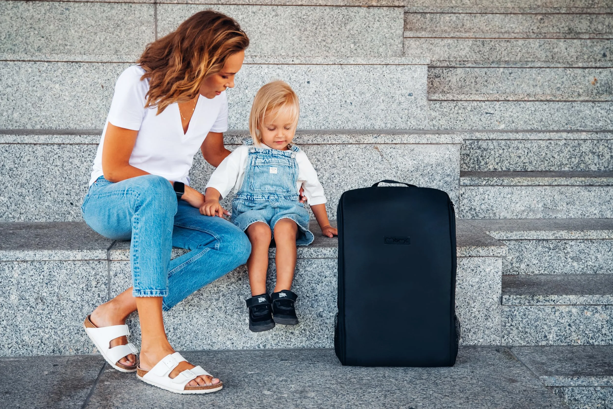 MoMi GRACE Passeggino leggero bambini 6 mesi pieghevole compatto viaggio cappottina parasole regolabile schienale reclinabile cintura 5 punti 15 kg zaino trasporto