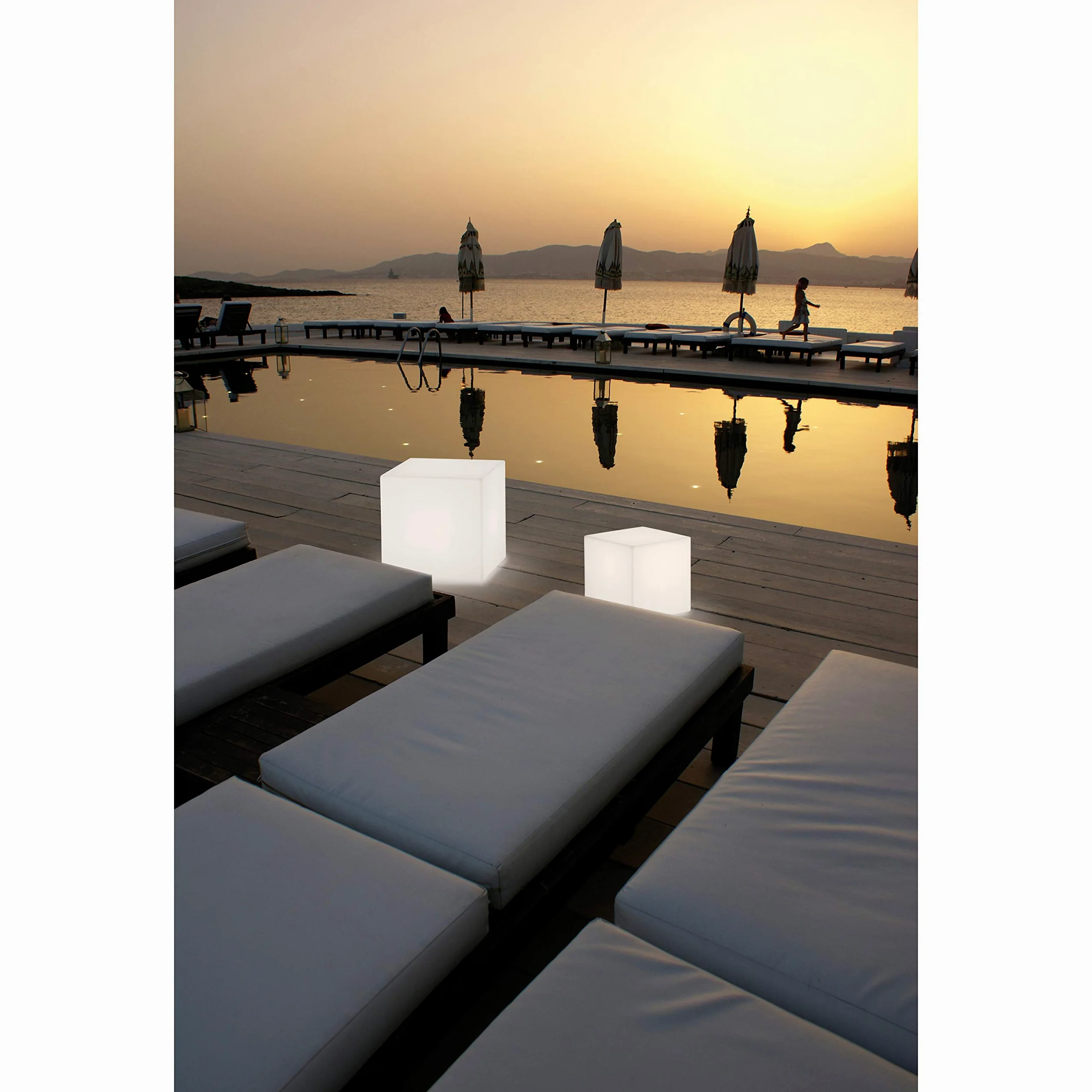 Lampada da terra da esterno BLOCK bianca decorativa IP55 43x43