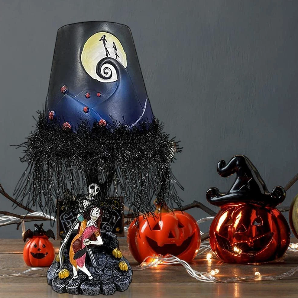 Lampada da Tavolo di Halloween con Luce LED Notturna Nightmare Before Halloween Luce Lunare con Nappa Resina Luci Atmosferiche per Scrivania Decorazione