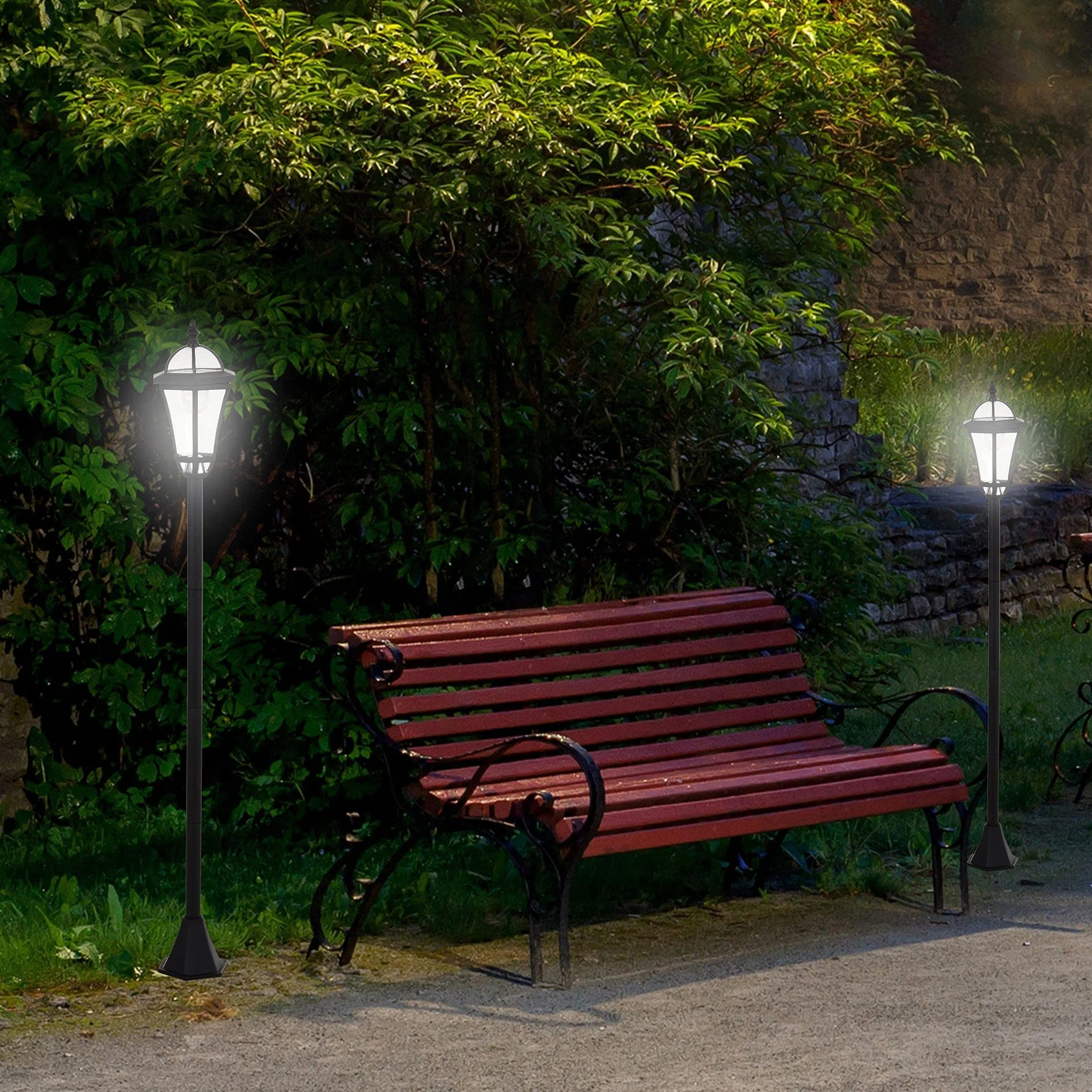 Outsunny Set 2 Lampioni Solari da Giardino, Luci da Esterno Solari con 2 LED, Accensione Automatica e Durata 6 Ore, Nero