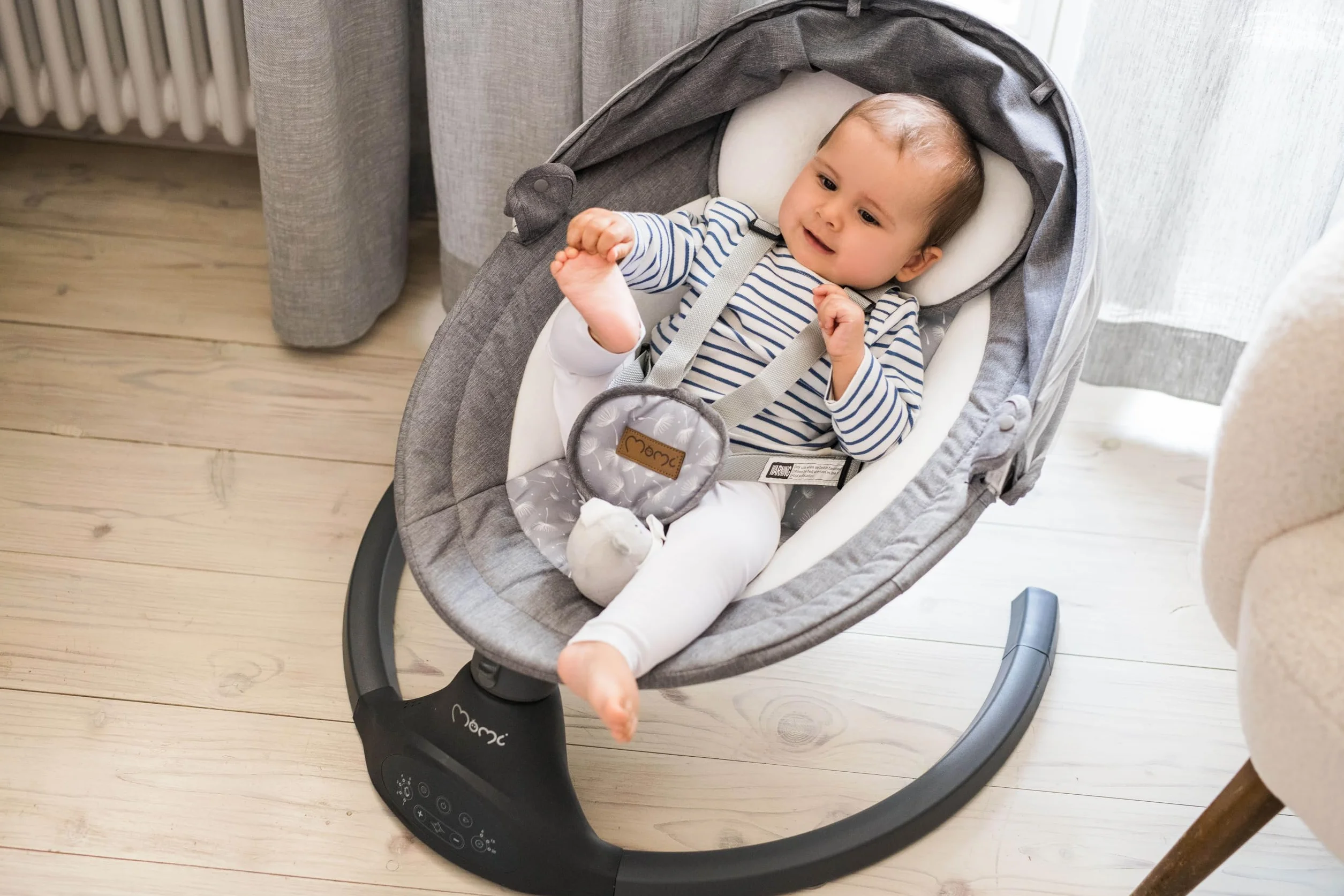 MoMi KENANI Sdraietta per bambini pieghevole 9 kg telecomando Bluetooth cintura sicurezza 5 punti