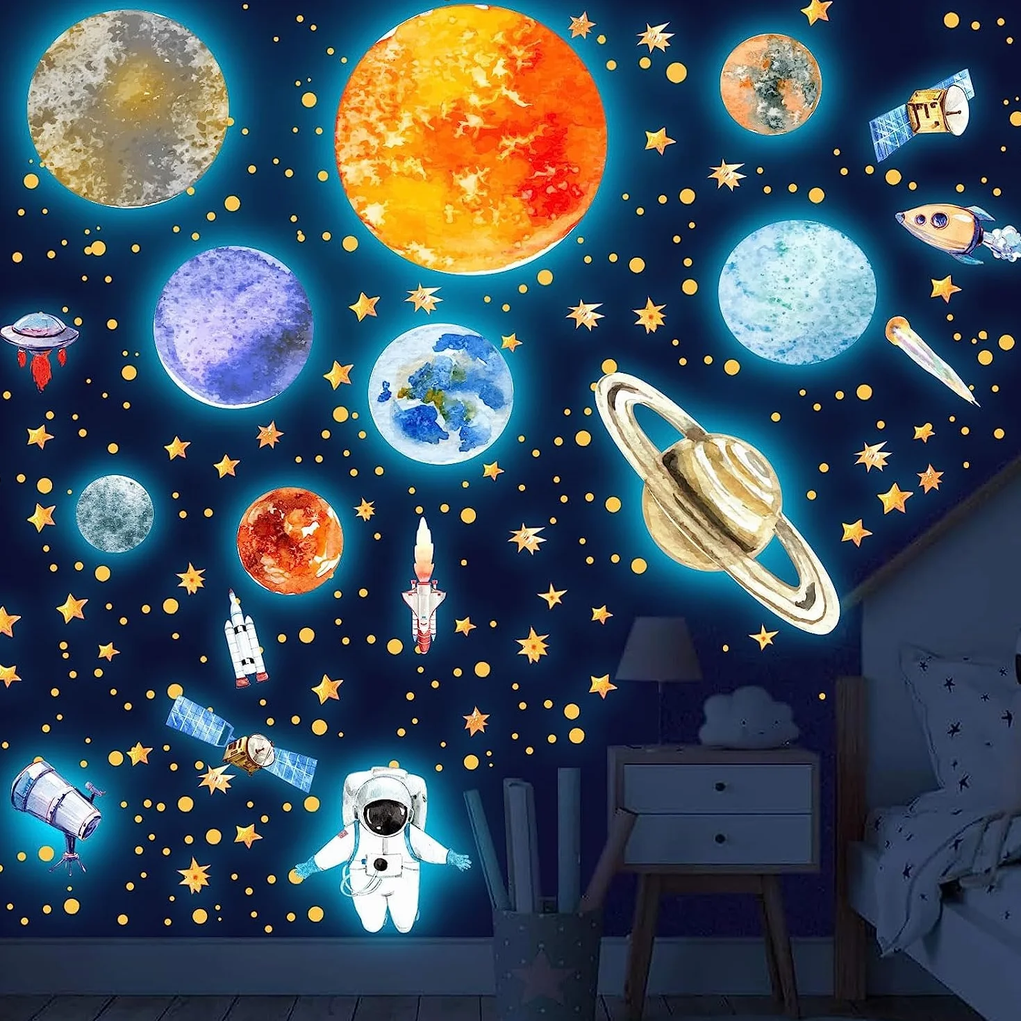 Adesivi da Parete Fluorescenti Stelle Astronauta Pianeta Spazio Murali Sistema Solare Decorazione Camera Bambini Blu