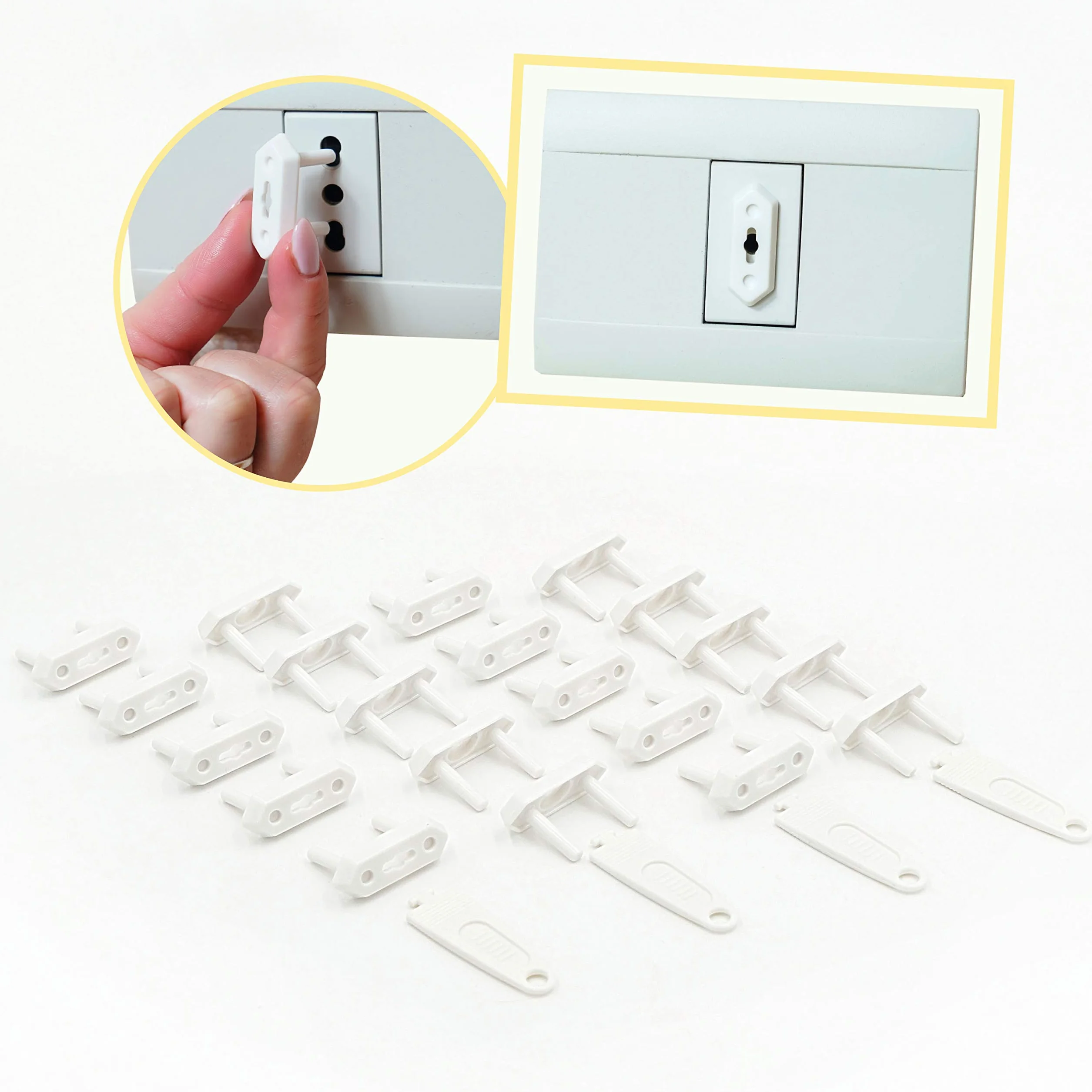 Odelu Copriprese Per Bambini Bianche 4 Chiavi Protezione Prese Elettriche