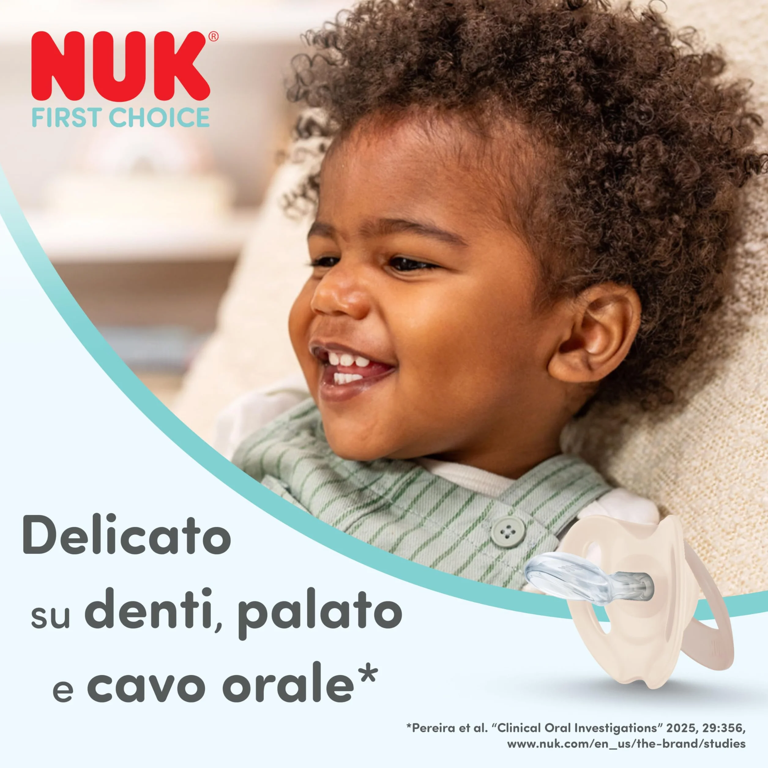 NUK First Choice Day & Night Ciuccio Ortodontico 18-36 Mesi Illuminante Confezione da 4