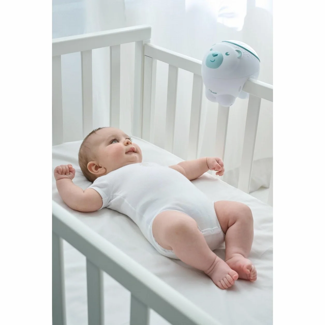 Chicco First Dreams Proiettore Orso Polare 2in1 da Culla e Comodino, Luce Notturna per Bambini, Musica Classica e Suoni Natura, Neonato 0+ Blu