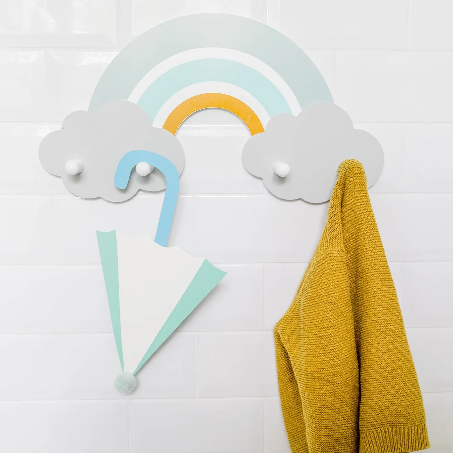 Kindsgut Appendiabito da Parete in Legno per Bambini, 4 Appendini, Multicolore, Finn