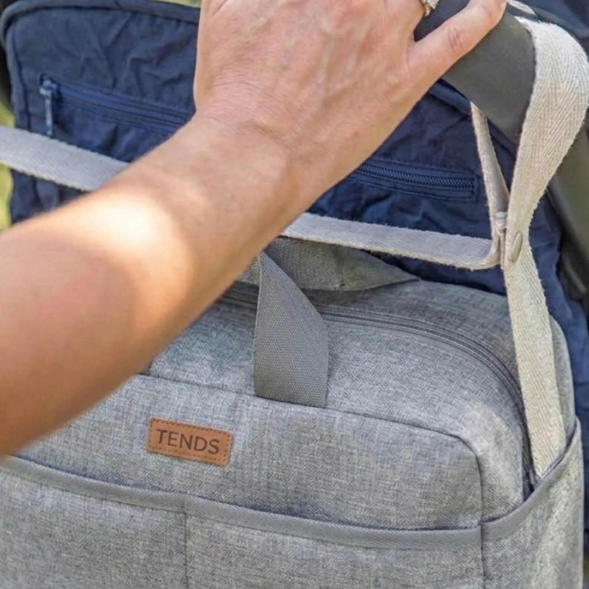 TENDS Borsa per passeggino spaziosa a tracolla – Funzione set maternità – Organizer bebè multiuso