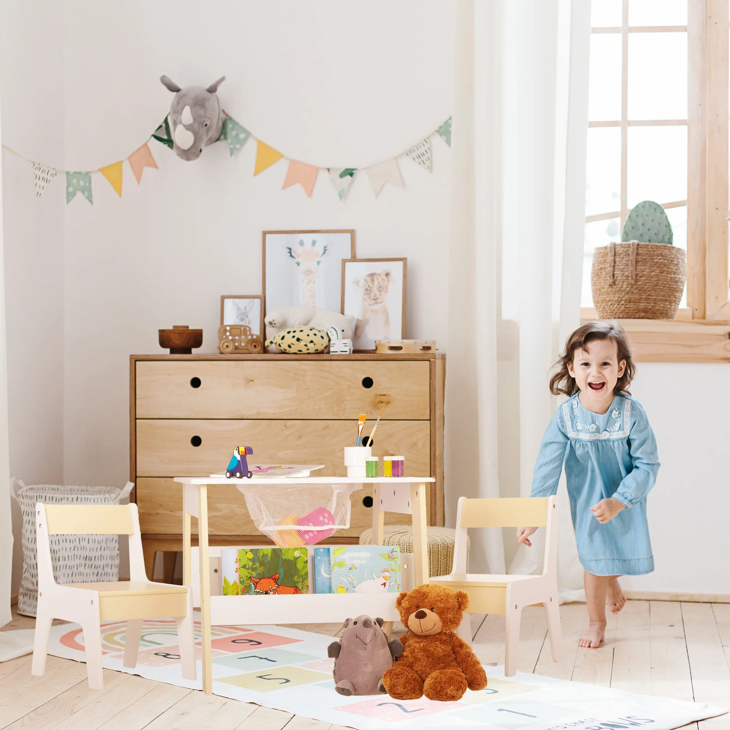 Relaxdays Tavolino con 2 Sedie per Bambini, Scomparto per Libri, Bianco Beige