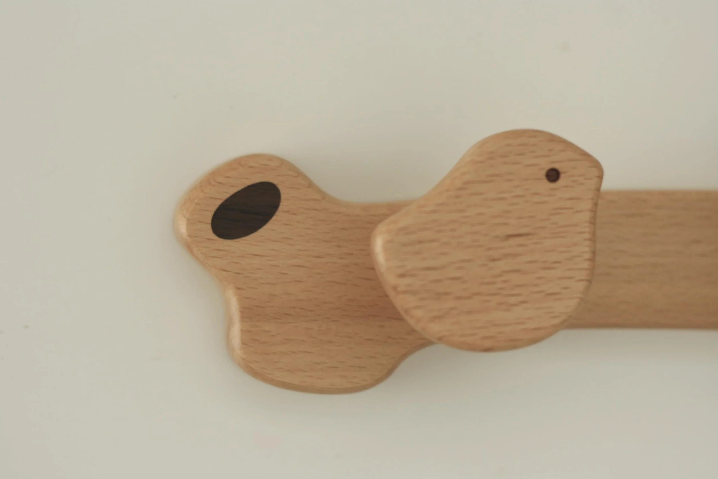 Flappi Appendiabiti da parete legno per bambini 5 ganci 50 cm Design uccellino