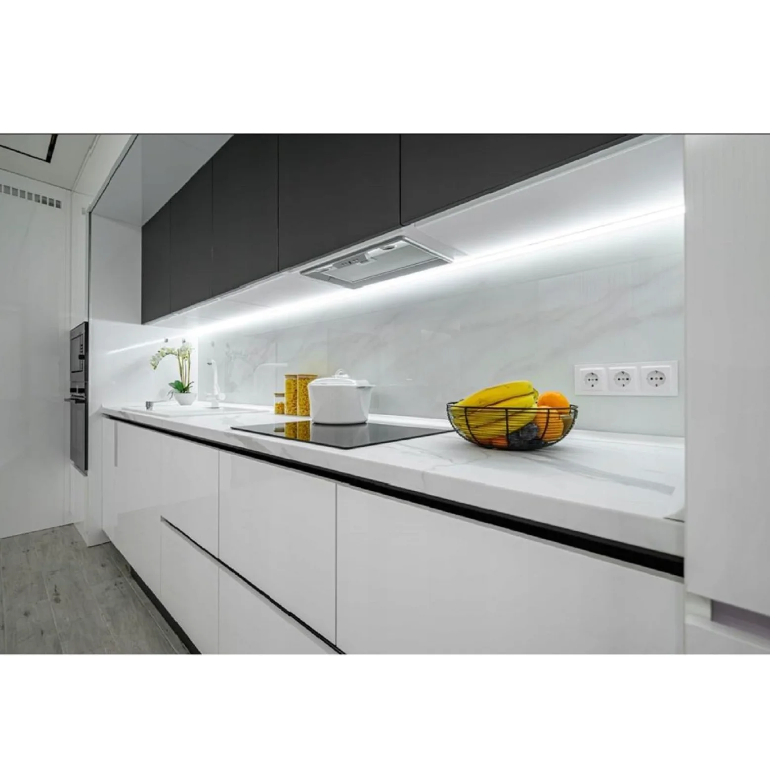 QLS Luce LED sottopensile 80 cm 4000K con sensore neutra | Ideale per cucina, mobili e mensole, comando senza contatto e tecnologia LED 12 V a basso consumo